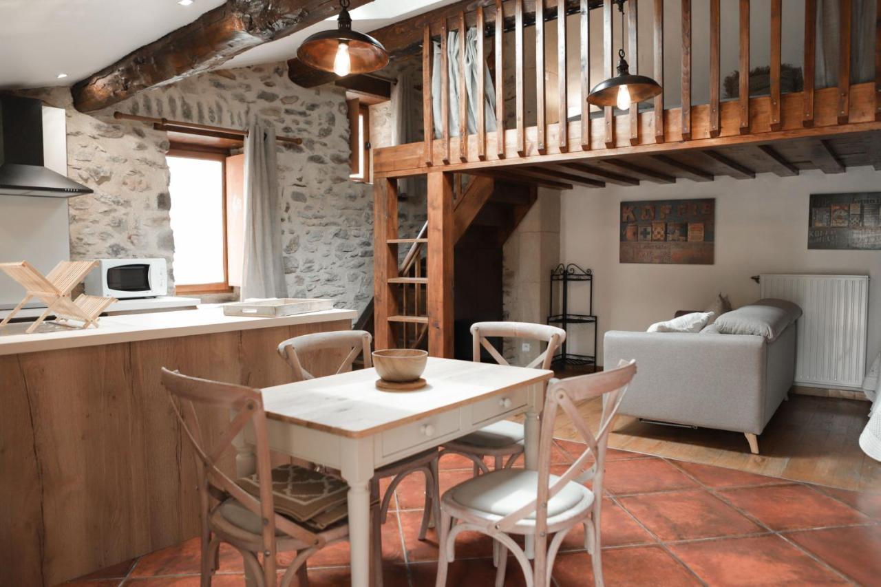 Maison D'Hotes Le Hameau De La Mure Saint-Laurent-du-Pape Buitenkant foto
